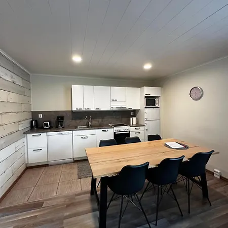 Jaeaeskaen Loma Kojolapark Asunto 3, Alahaermae Kauhava *